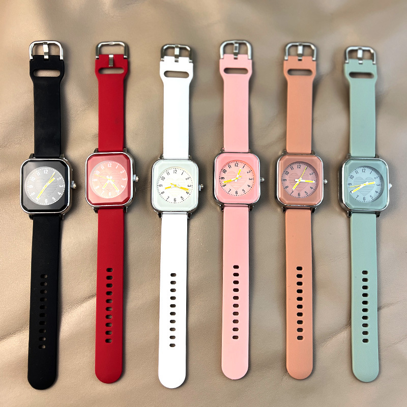 Fashion Minimalist Women Quart - Silicone Band Women ulasan dan harga