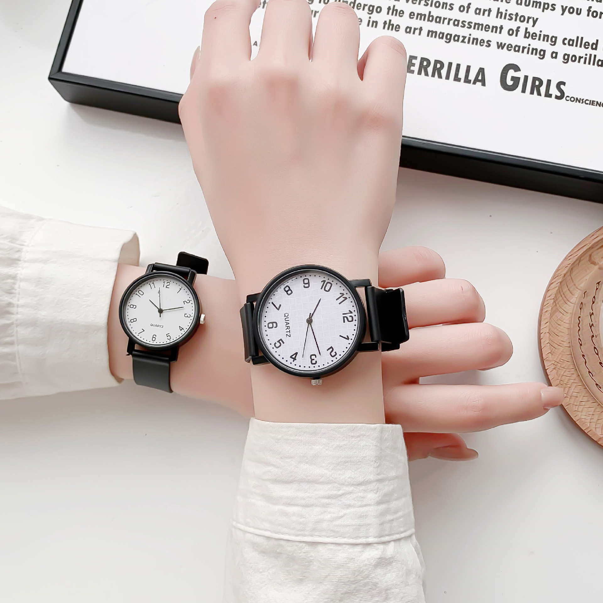 Simple Black Watch Quartz Watc - Silicone Band Women ulasan dan harga